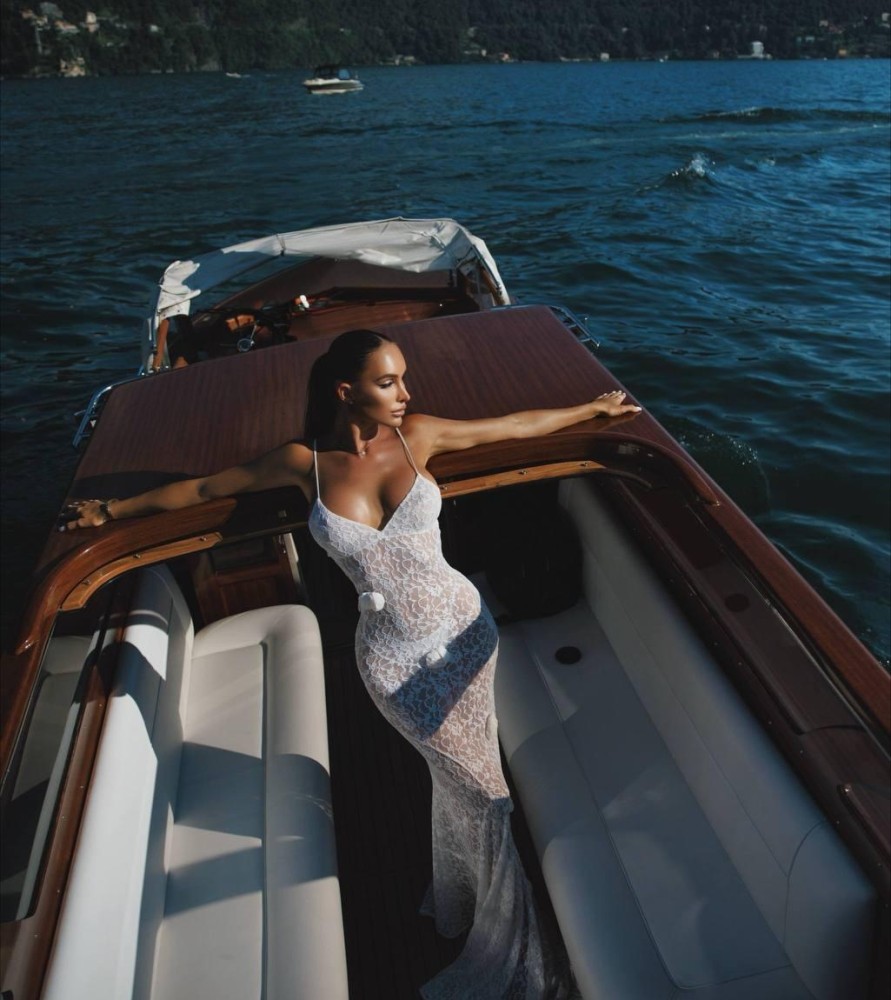 Индивидуалка Амелия фото № 2 в городе Рощино