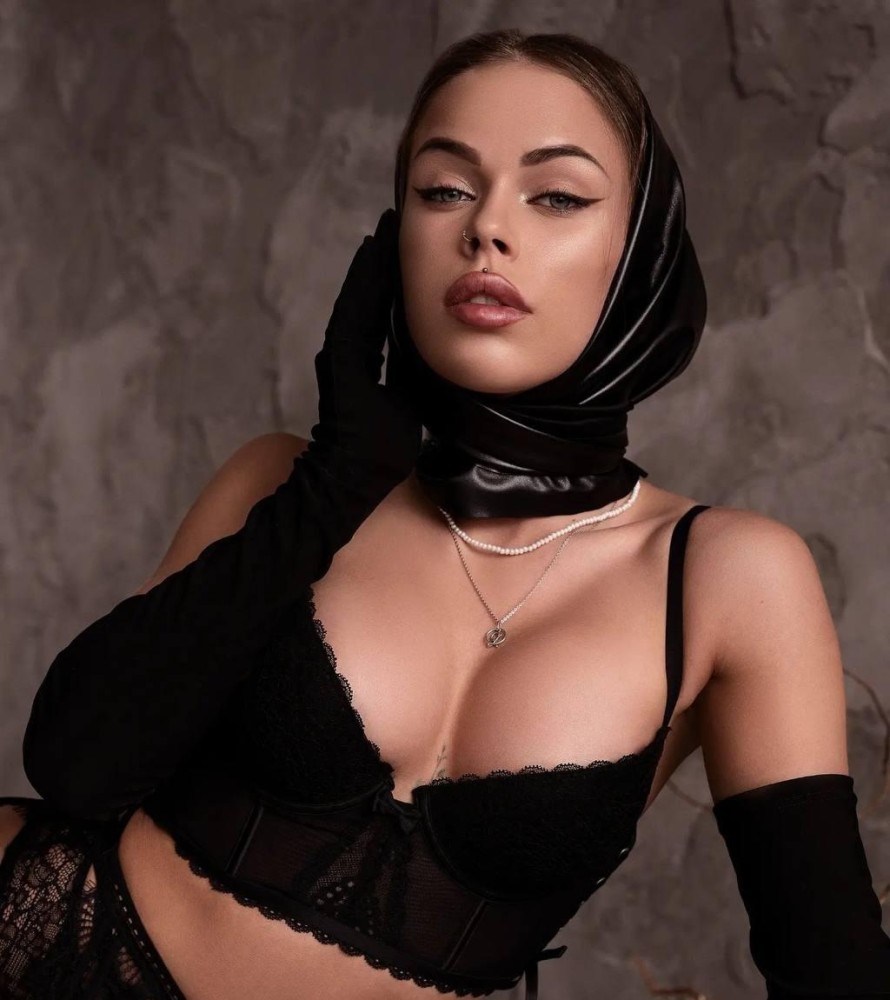 Индивидуалка Полина фото № 2 в городе Рощино