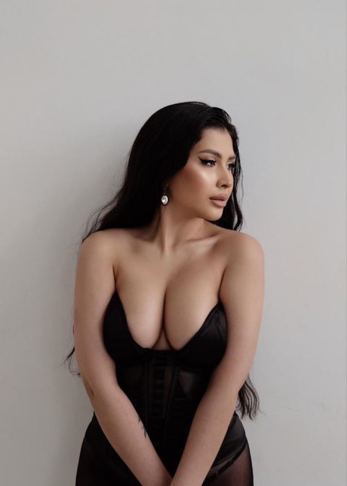 Индивидуалка Амина фото № 2 в городе Рощино