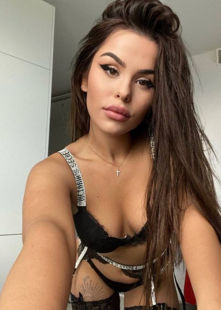 Индивидуалка Амина фото № 2 в городе Рощино