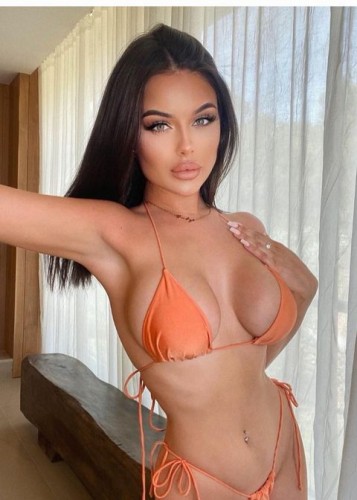 Лейла, Г. Рощино